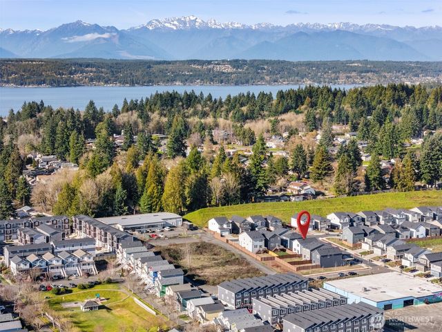 949 Tetherow Street, Bremerton, WA 98310