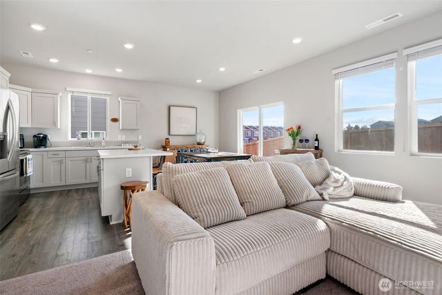 949 Tetherow Street, Bremerton, WA 98310