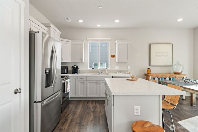 949 Tetherow Street, Bremerton, WA 98310