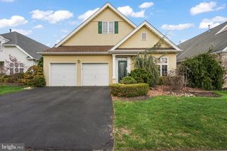 33 CONEFLOWER LA, Princeton Junction, NJ 08550