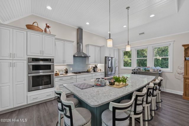 6 Clapper Rail Court, Southport, NC 28461