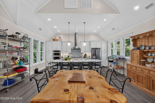 6 Clapper Rail Court, Southport, NC 28461