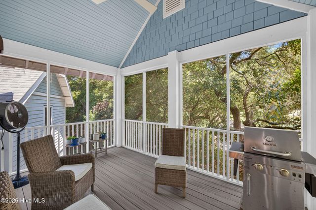 6 Clapper Rail Court, Southport, NC 28461