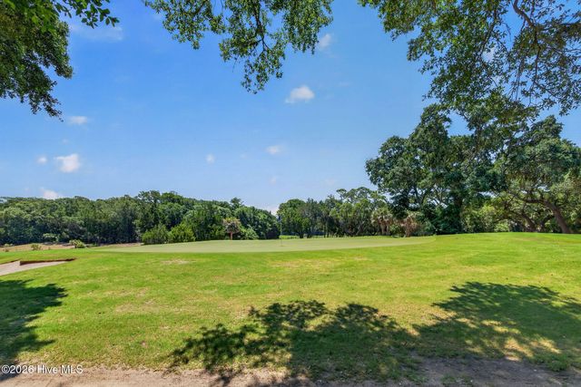 6 Clapper Rail Court, Southport, NC 28461