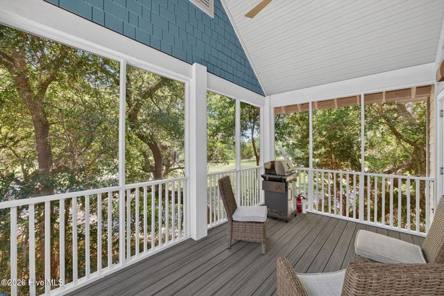 6 Clapper Rail Court, Southport, NC 28461