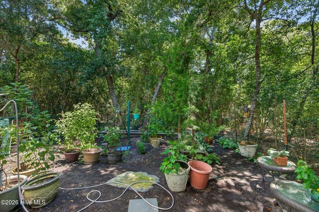 6 Clapper Rail Court, Southport, NC 28461