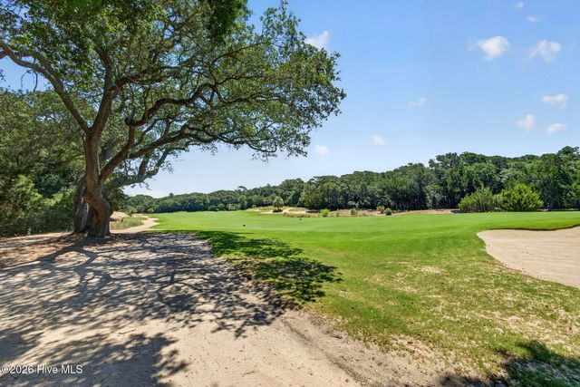6 Clapper Rail Court, Southport, NC 28461