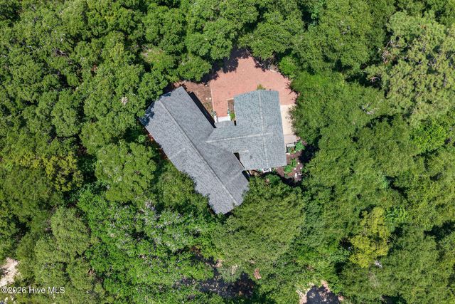 6 Clapper Rail Court, Southport, NC 28461