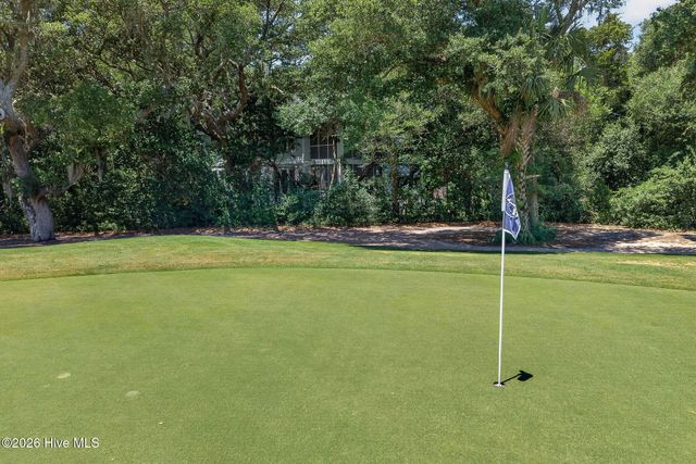 6 Clapper Rail Court, Southport, NC 28461