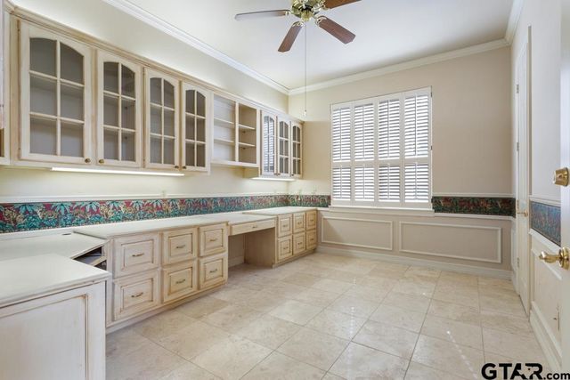 7050 Walden Dr, Tyler, TX 75703