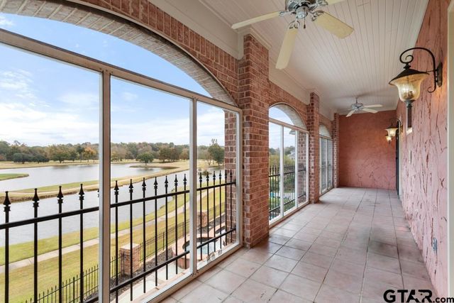 7050 Walden Dr, Tyler, TX 75703