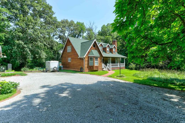 15010 Old State Road, Evansville, IN 47725