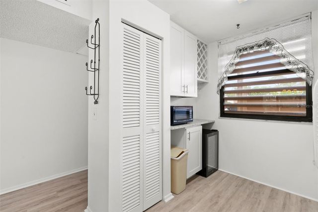 106 TIDEWATER DRIVE, Bradenton, FL 34210