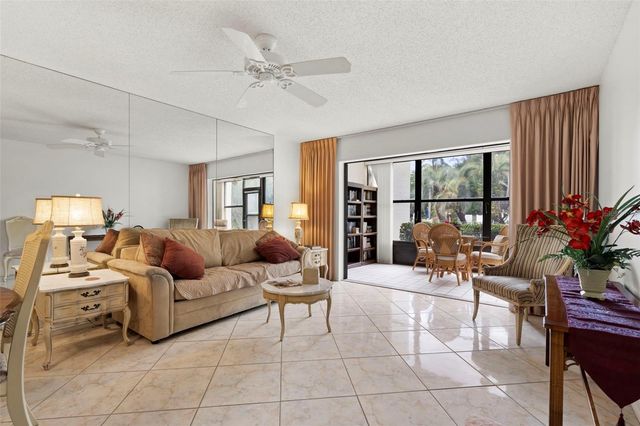 106 TIDEWATER DRIVE, Bradenton, FL 34210