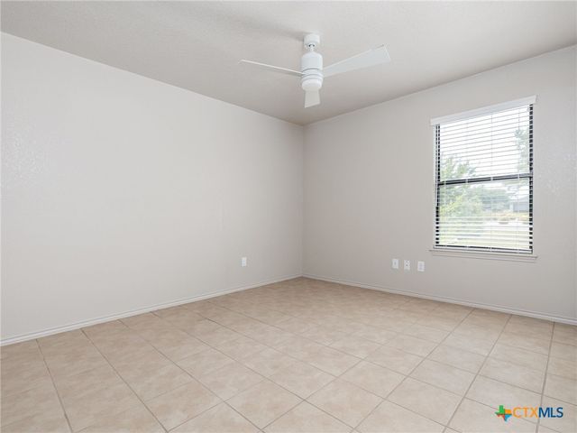 26 Fairway Lane, Meadowlakes, TX 78654