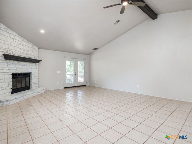 26 Fairway Lane, Meadowlakes, TX 78654
