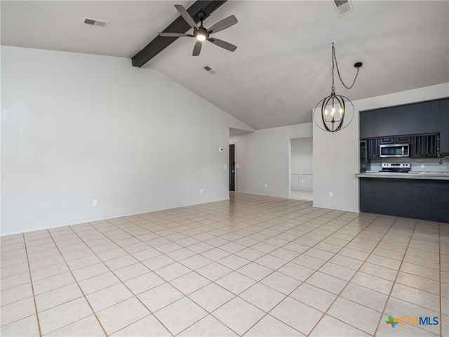 26 Fairway Lane, Meadowlakes, TX 78654