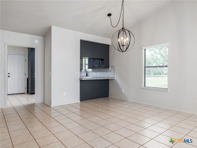 26 Fairway Lane, Meadowlakes, TX 78654