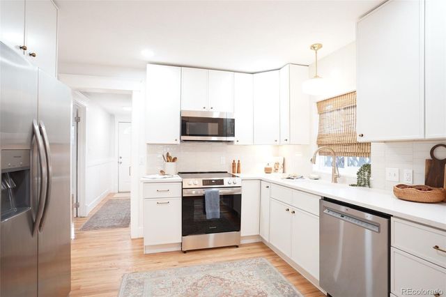 2739 S Lincoln Street, Englewood, CO 80113