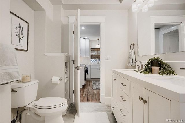 2739 S Lincoln Street, Englewood, CO 80113