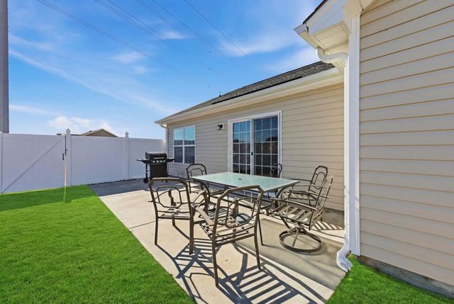 1228 Augustus Dr., Conway, SC 29527