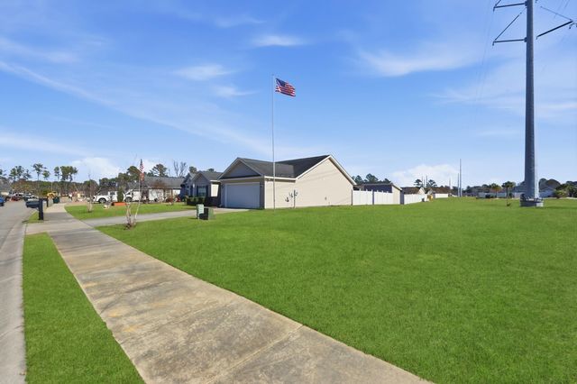 1228 Augustus Dr., Conway, SC 29527