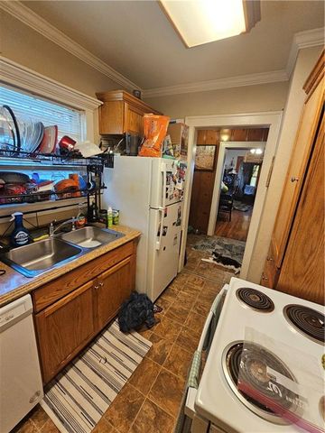 5126 Olive Street, Kansas City, MO 64130