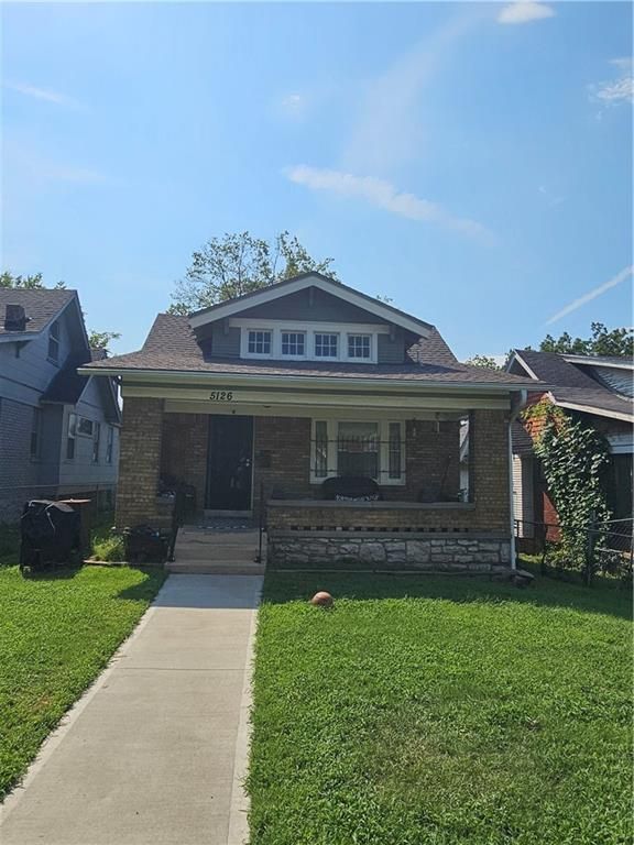 5126 Olive Street, Kansas City, MO 64130