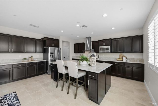 607 Snapdragon St, Vacaville, CA 95687