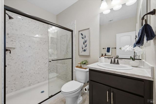 607 Snapdragon St, Vacaville, CA 95687