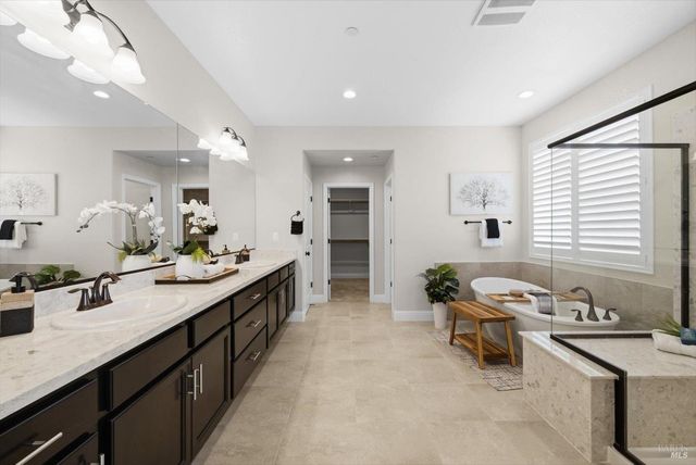 607 Snapdragon St, Vacaville, CA 95687