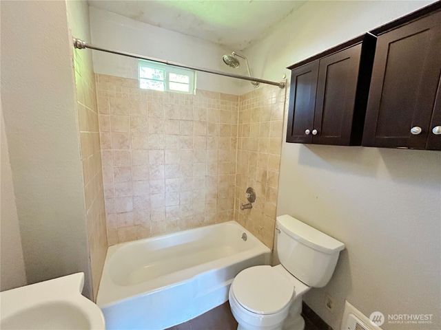 1203 Central Street NE, Olympia, WA 98506