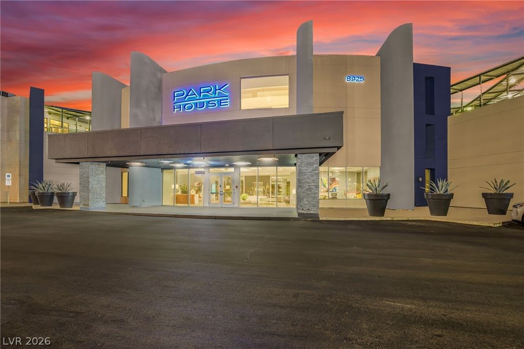 8925 West Flamingo Road 201, Las Vegas, NV 89147 — exterior