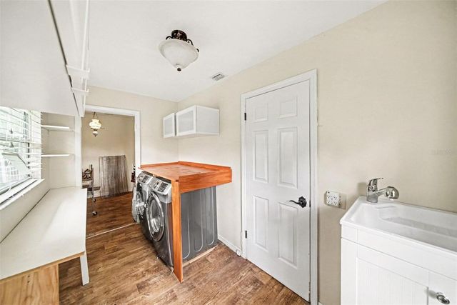 1509 W WINDHORST ROAD, Brandon, FL 33510