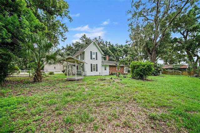 1509 W WINDHORST ROAD, Brandon, FL 33510