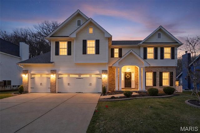 761 Southern Hills Drive, Eureka, MO 63025