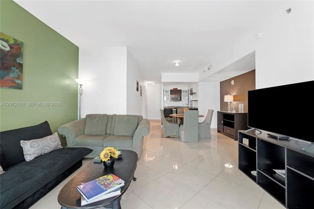 950 Brickell Bay Dr 601, Miami, FL 33131