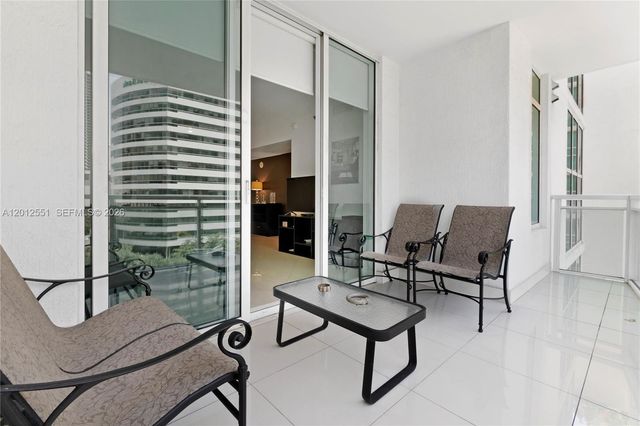 950 Brickell Bay Dr 601, Miami, FL 33131