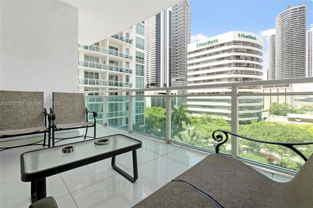 950 Brickell Bay Dr 601, Miami, FL 33131