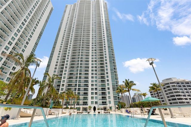 950 Brickell Bay Dr 601, Miami, FL 33131