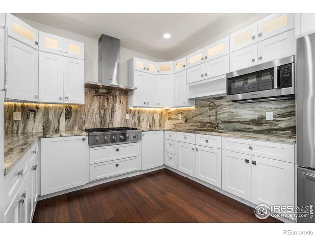 2025 Seagrove Court, Windsor, CO 80550