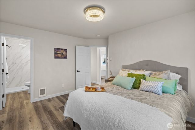 1422 E Wright Avenue, Tacoma, WA 98404