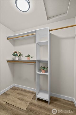 1422 E Wright Avenue, Tacoma, WA 98404