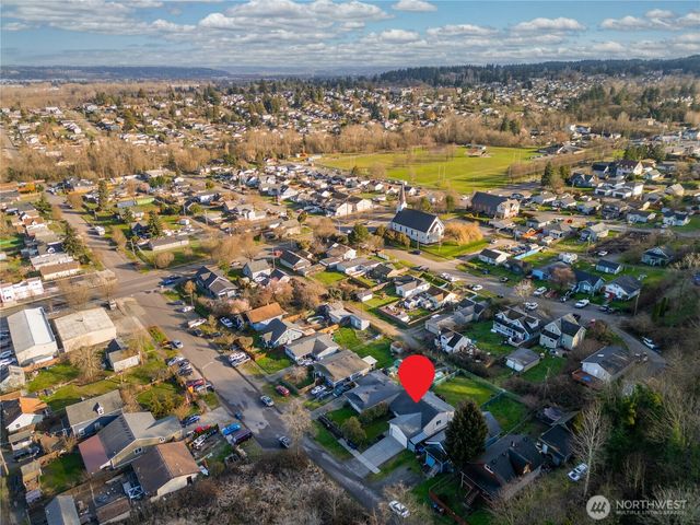1422 E Wright Avenue, Tacoma, WA 98404