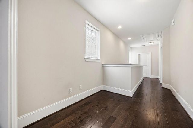 8318 Ginger Oak Street, Houston, TX 77055