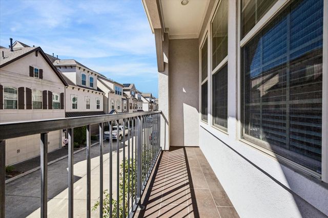 8318 Ginger Oak Street, Houston, TX 77055