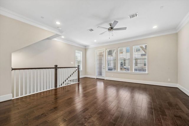 8318 Ginger Oak Street, Houston, TX 77055