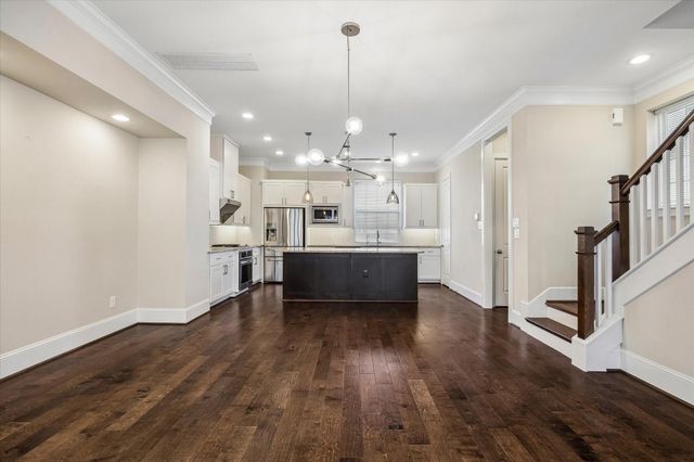 8318 Ginger Oak Street, Houston, TX 77055