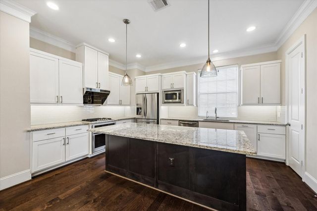 8318 Ginger Oak Street, Houston, TX 77055