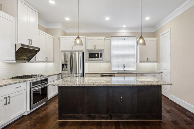 8318 Ginger Oak Street, Houston, TX 77055